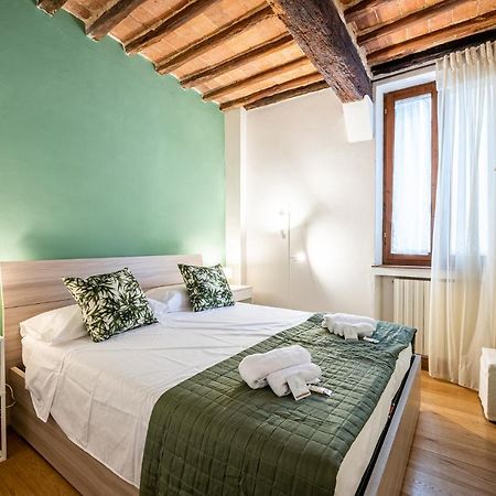 Suite 35 Nel Centro Storico Di Siena In The Historic Center Of Siena Exterior photo